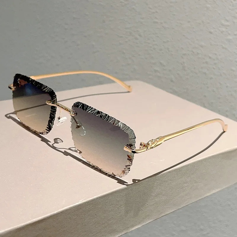 Fashion Luxury Brand Designer Sunglasses Women Men 2026 Leopard Rimless Vintage Elegant Shades Glasses Trendy Cute Sunglasses