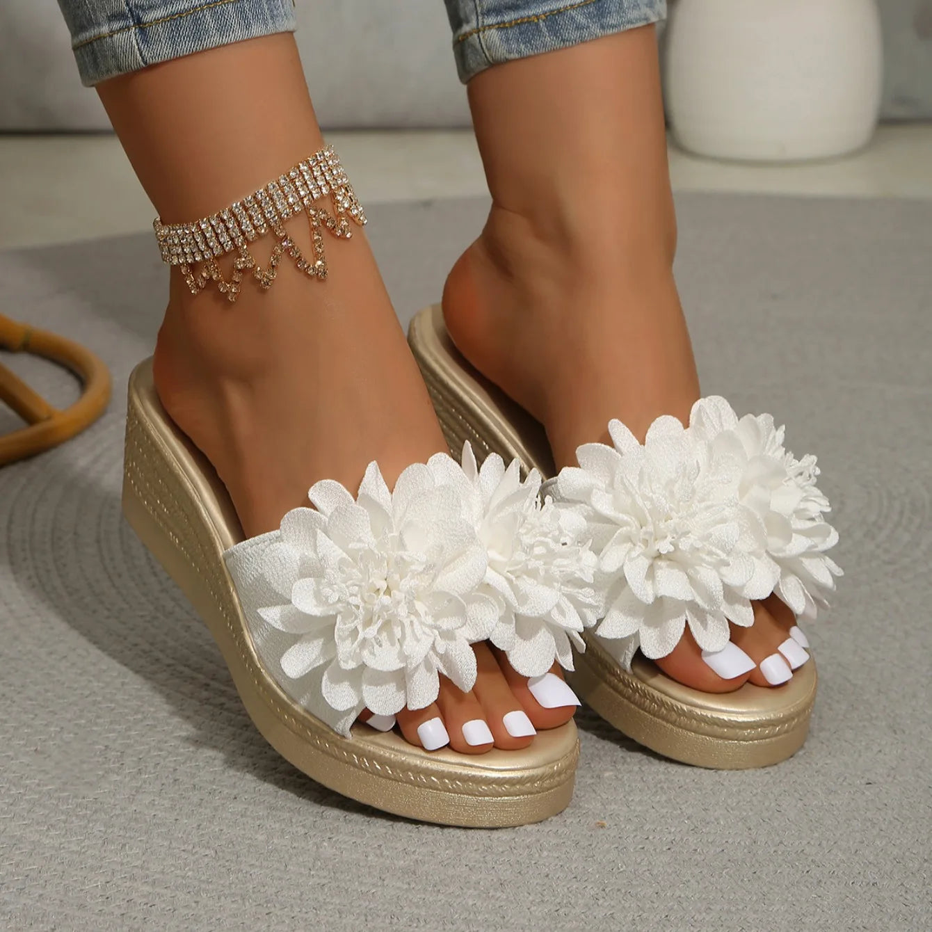 Summer Women Sandals Lightweight Slip on Shoes Women Platform Female Sandals Fashion Flower Hollow Wedge Beach Shoes for Women