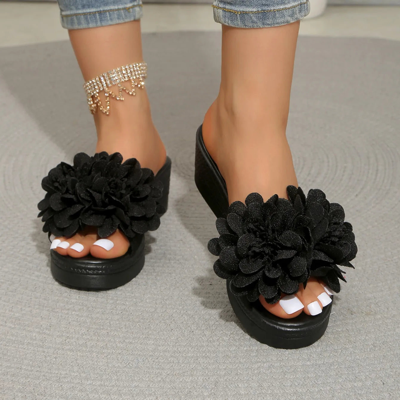 Summer Women Sandals Lightweight Slip on Shoes Women Platform Female Sandals Fashion Flower Hollow Wedge Beach Shoes for Women