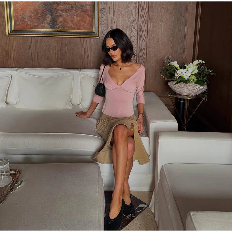 Elegant Women's Waist Cinched Solid T-shirts Slim Deep V-neck Half Sleeve Female Tops 2026 Spring Summer Lady All-match Top