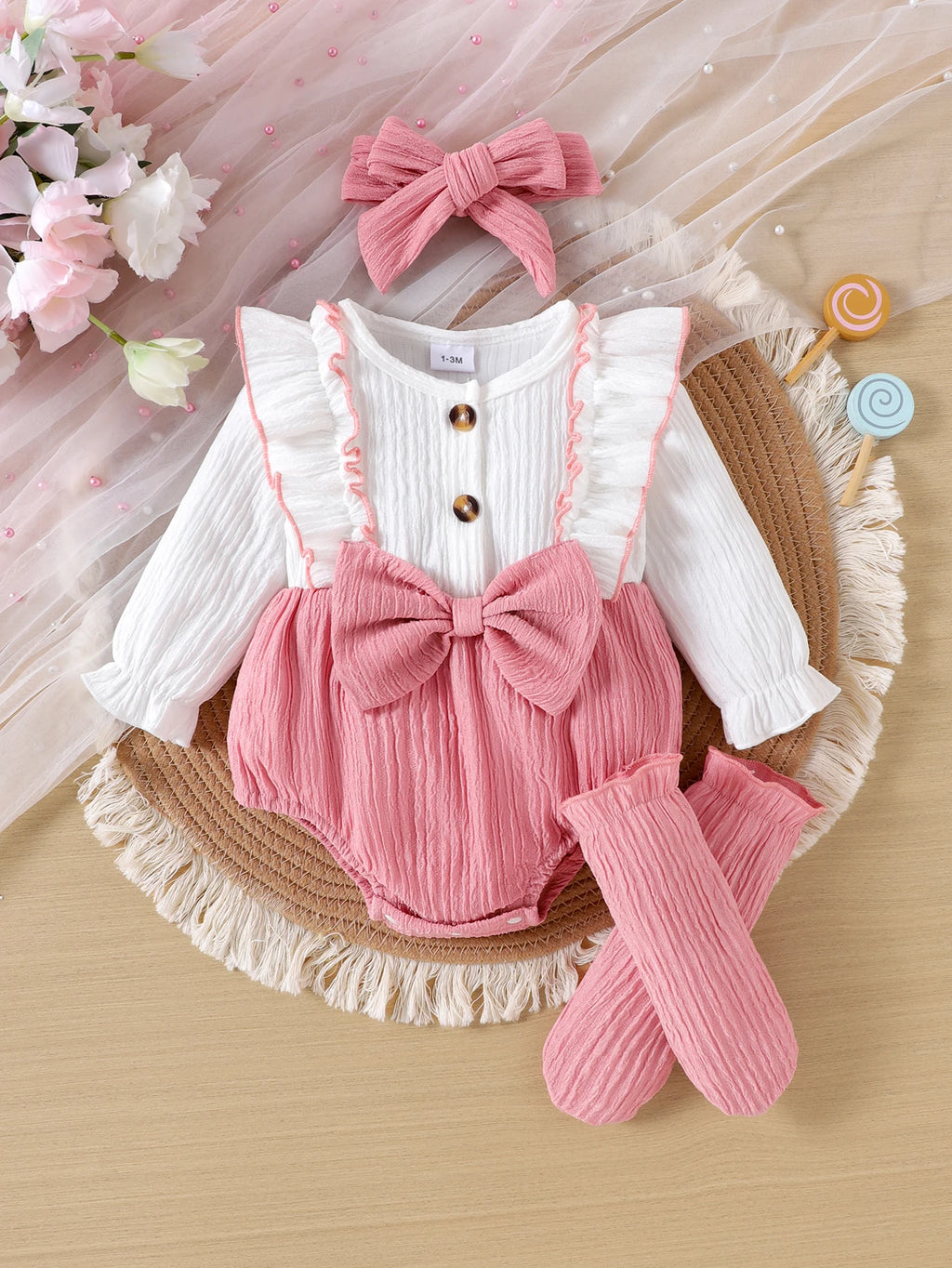 3pcs  Spring new girl 0-1 years old sweet and cute white long-sleeved pink one-piece suit