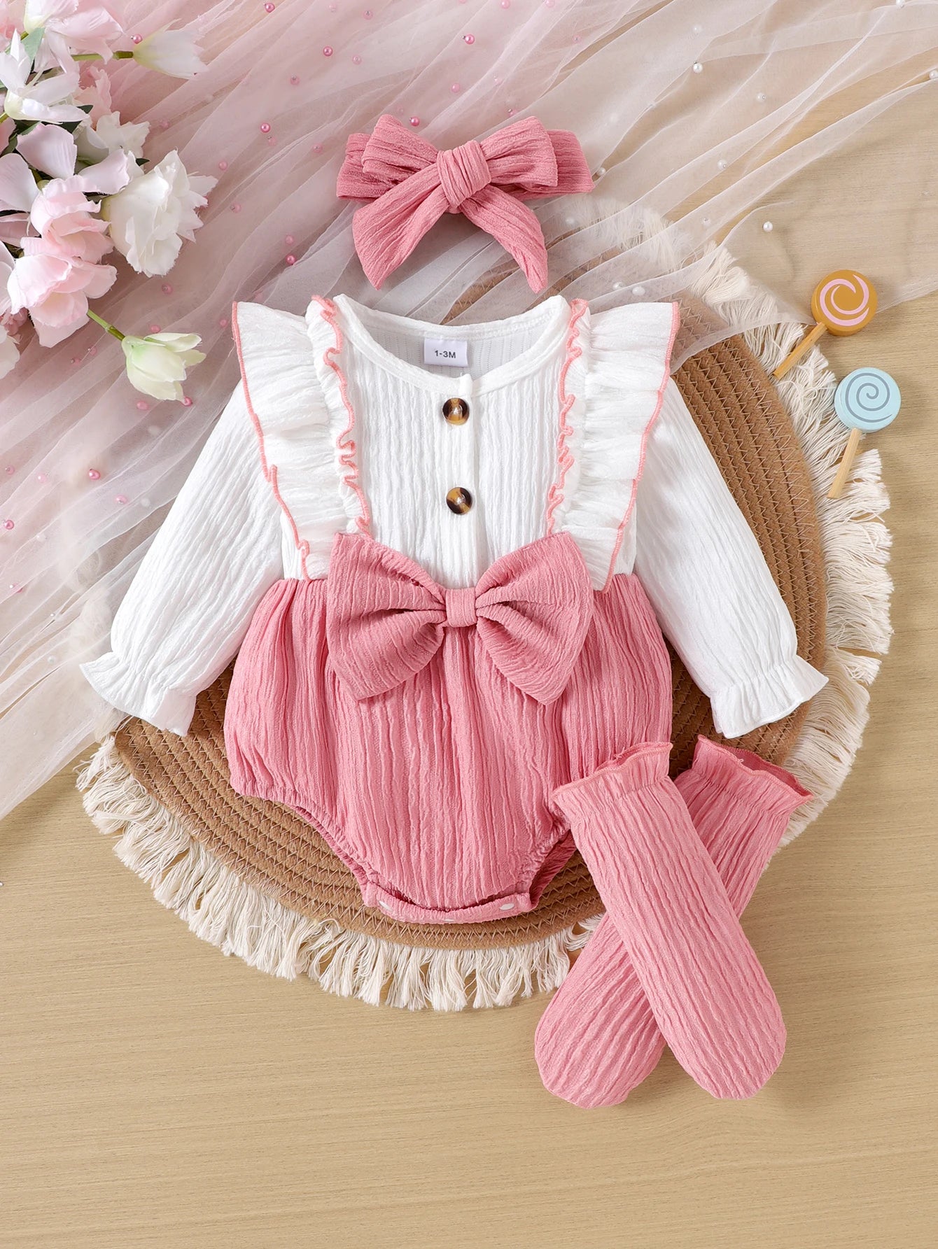 3pcs  Spring new girl 0-1 years old sweet and cute white long-sleeved pink one-piece suit